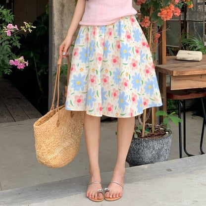 Mid Rise Floral A-Line Skirt