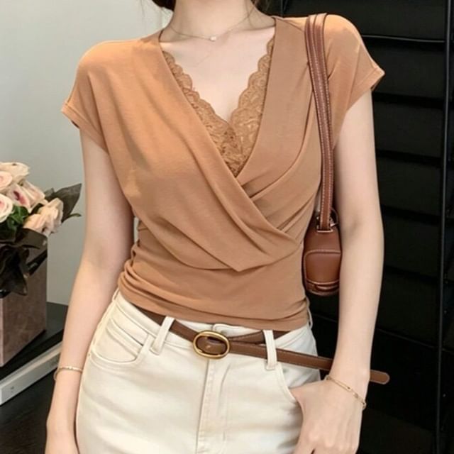 Mock Two-Piece Short-Sleeve V-Neck Lace Panel Ruched Crop T-Shirt