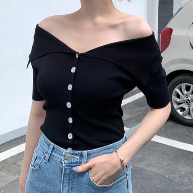 Ribbed Short Sleeve Button Knit Top