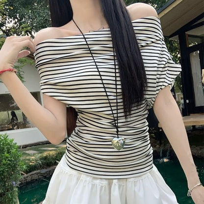 Short-Sleeve Off Shoulder Striped T-Shirt / Mid Rise Mini Tiered A-Line Skirt