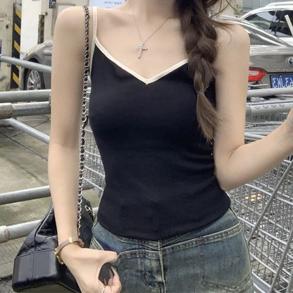 Contrast Trim V-Neck Slim Fit Crop Camisole Top