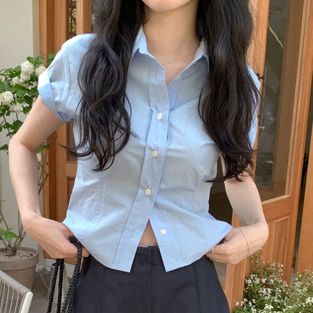 Collared Button Crop Blouse