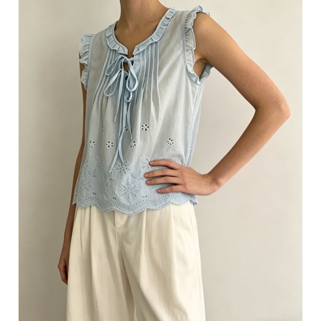 Scoop Neck Ruffled-Trim Tie-Front Eyelet Loose-Fit Tank Top