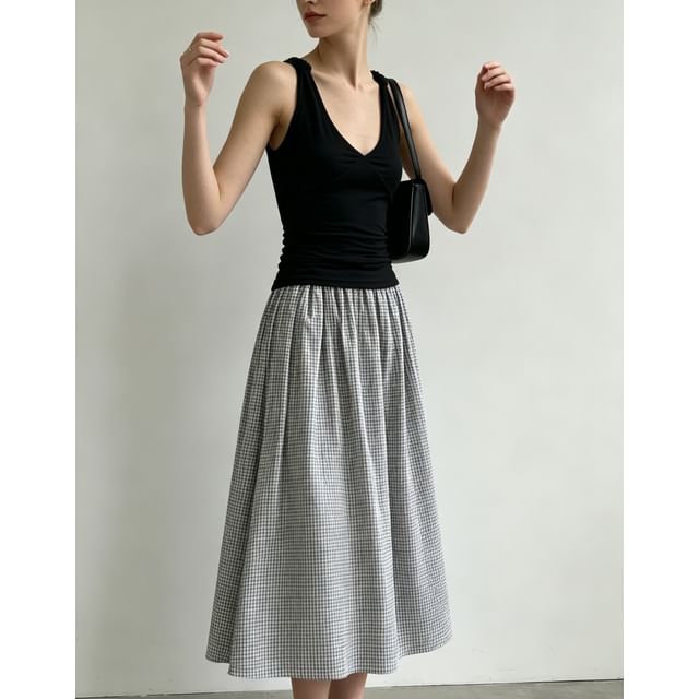 V-Neck Knotted Strap Plain Slim-Fit Tank Top