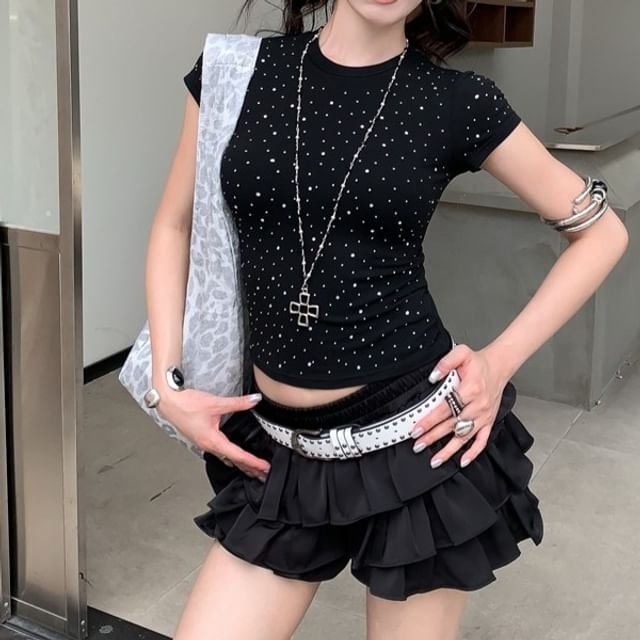 Short-Sleeve Scoop Neck Rhinestone Detail Crop T-Shirt