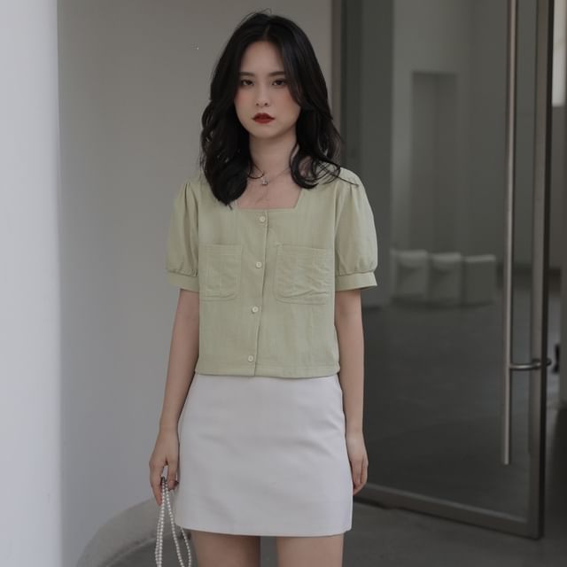 Short-Sleeve Square Neck Plain Button Up Blouse