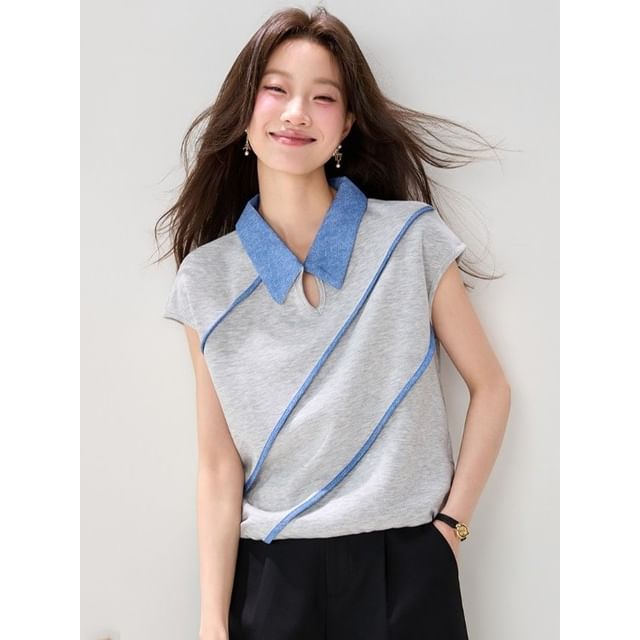 Short-Sleeve Collared Contrast Trim Cutout T-Shirt