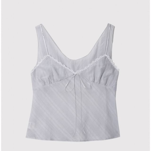 Lace Trim Sleeveless Blouse