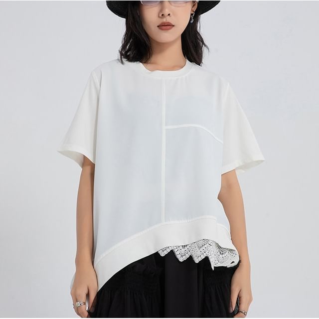Round Neck Short Sleeve Asymmetric Panel Lace T-Shirt