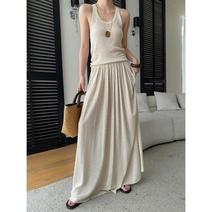 Set: Sleeveless Scoop Neck Knit Top + Pleated Maxi A-Line Skirt