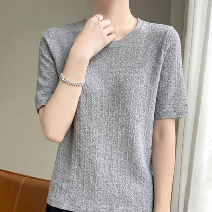 Round Neck Plain Knit Top