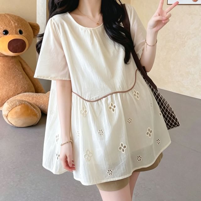 Maternity Elbow-Sleeve Crew Neck Eyelet Blouse & Wide Leg Shorts Set