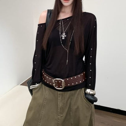 Long-Sleeved One-Shoulder Studded Top