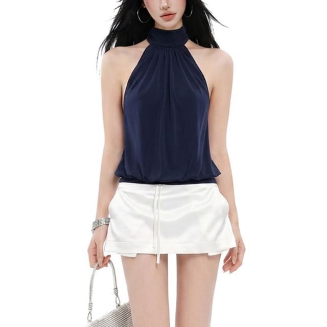 Halter Neck Plain Crop Top