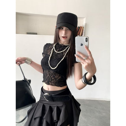 Lace Crop Top - Round Neck Short Sleeve