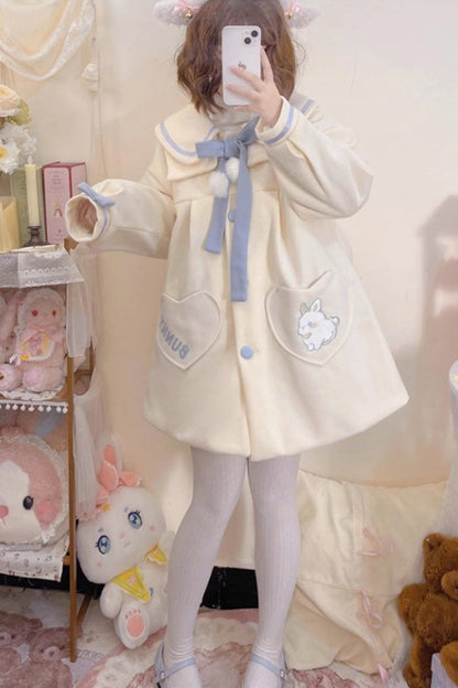 Sweet Lolita Coat with Doll Collar, Long Sleeves & Bowknot Detail, Cream