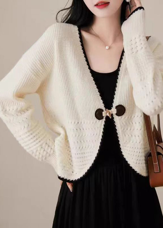 Cardigan en tricot de laine beige à col en V pour femme Automne QC049 