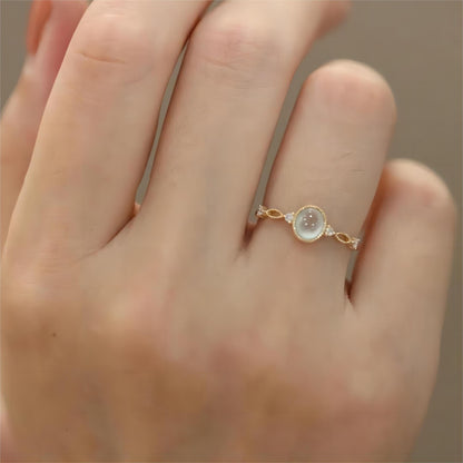 Baroque-style Opal Elegant Ring