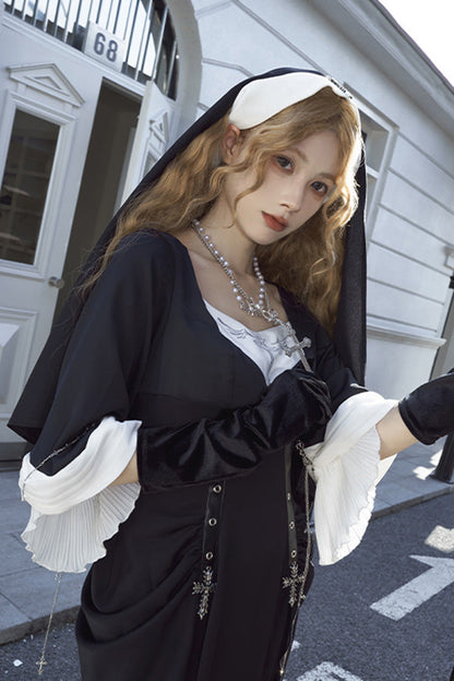 Ebony Short-Sleeve Printed Ruffle Gothic Gown - Halloween Night Temple Nun