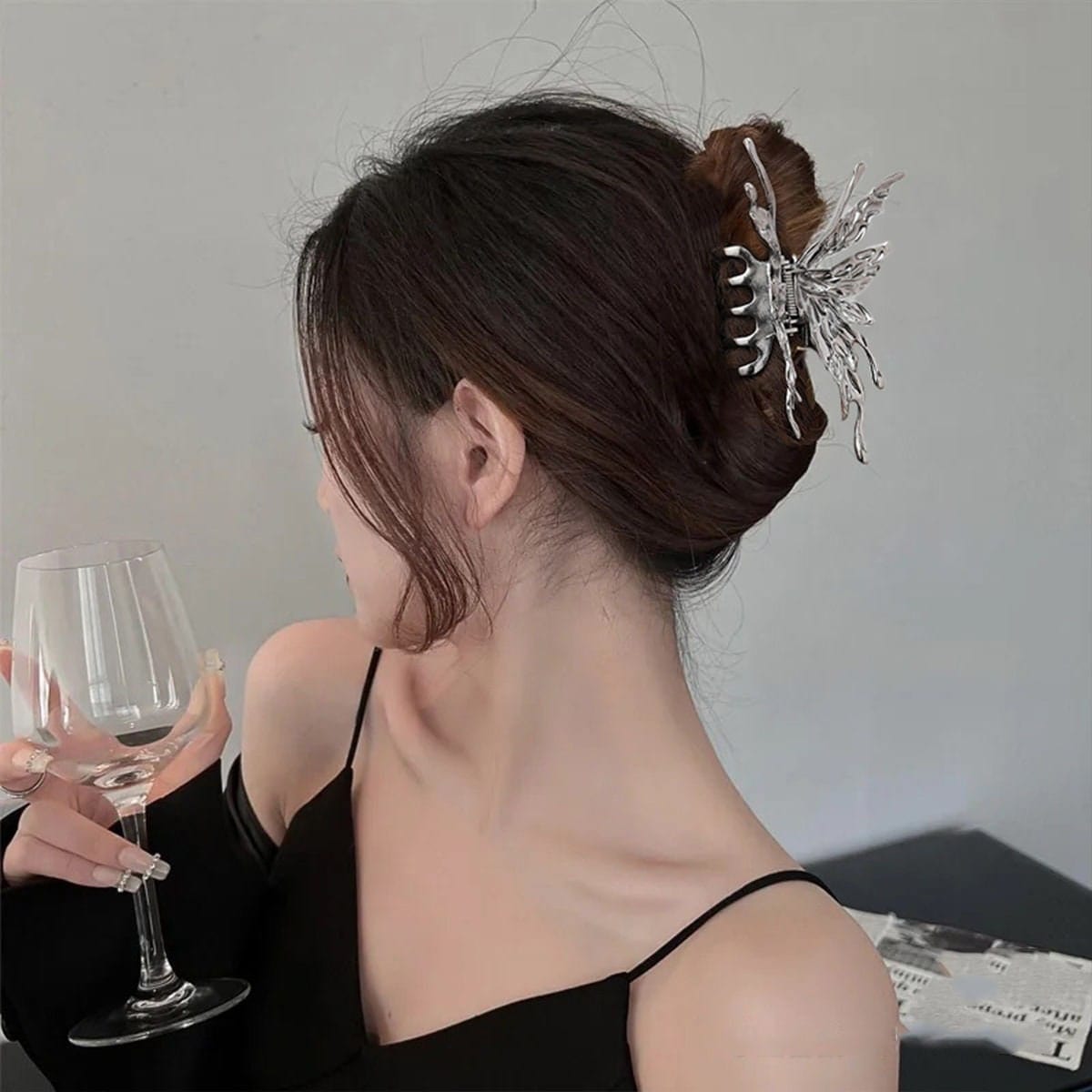 Hollow Butterfly Chignon Chic Claw Hair Clip