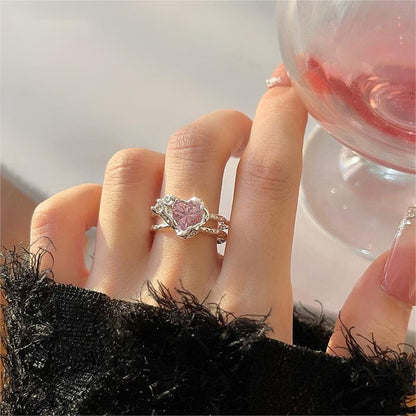 Verstellbarer Ring mit rosa Kristallherz