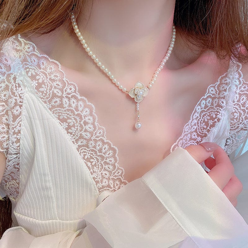 Pearl Camellia Chain Choker Necklace