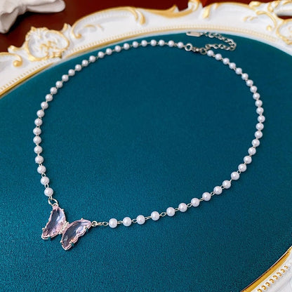 Chic Butterfly Pendant Pearl Necklace