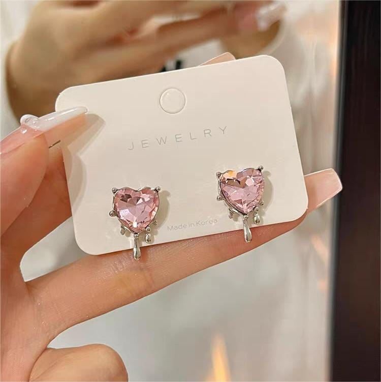 Chic Heart Melting Earrings