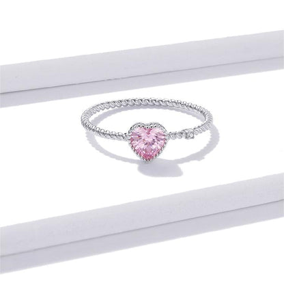 Schicker Herzring mit rosa CZ-Kristall