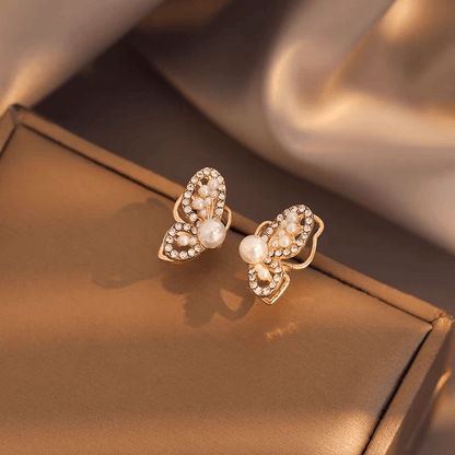 Chic Butterfly Pearl Earrings