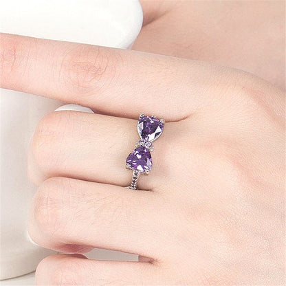 Bague chic en forme de cœur avec nœud papillon en cristal