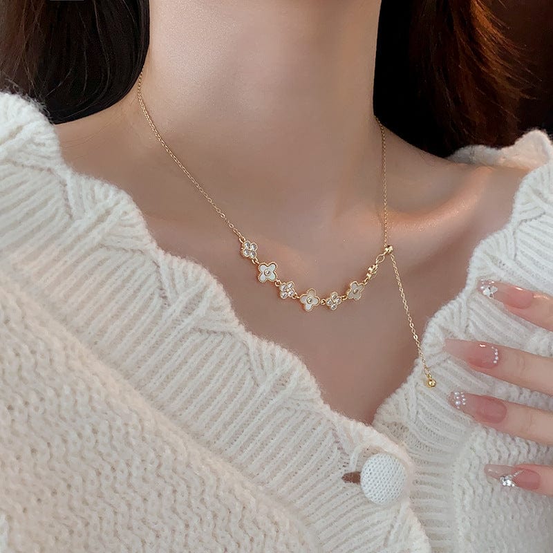 Chic Pearl Shell Floral Necklace