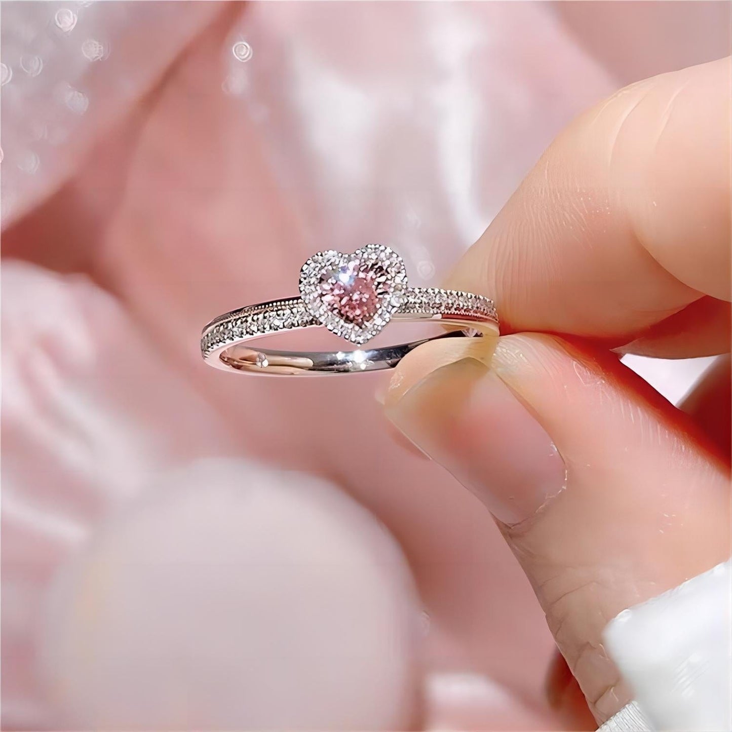 Chic Pink Crystal Heart Ring