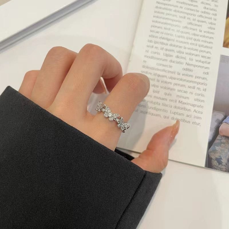 Chic Silver Butterfly Ring GEM587