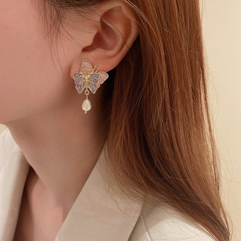 Butterfly Dangling Pearl Earrings