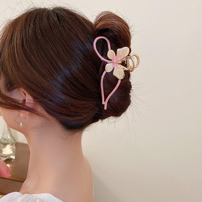 Haarklammer mit Schmetterlings-Chignon