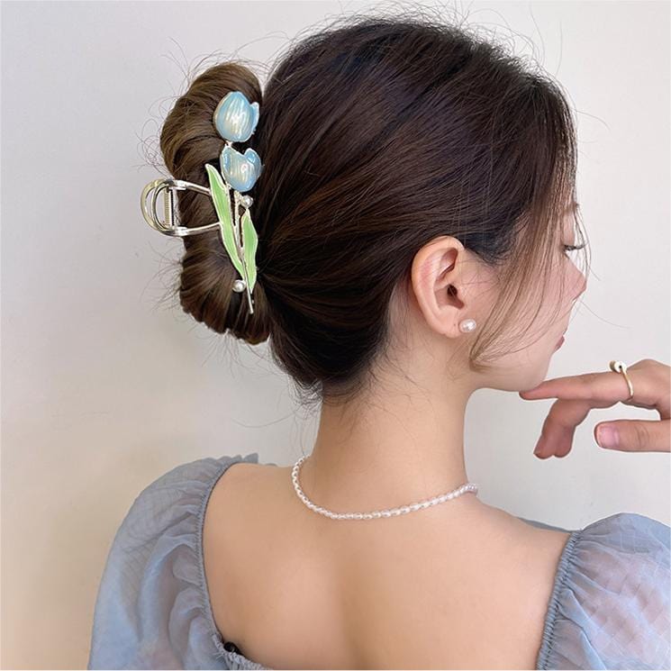 Tulip Chignon Claw Clip Hair Claw