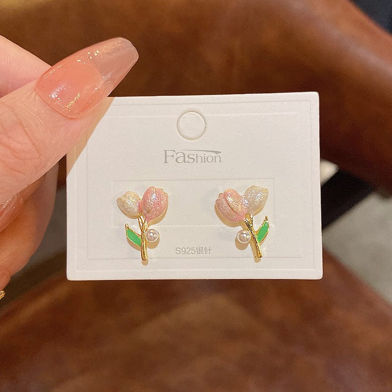 Pearl Charm Tulip Earrings