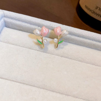 Pearl Charm Tulip Earrings