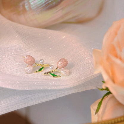 Pearl Charm Tulip Earrings