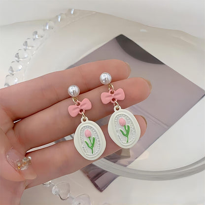 Chic Pink Tulip Earrings