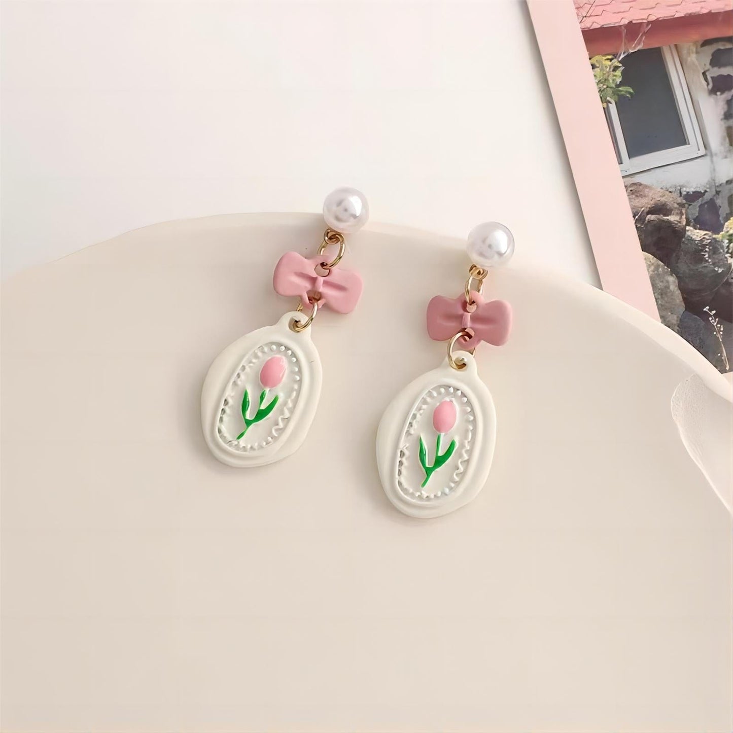 Chic Pink Tulip Earrings