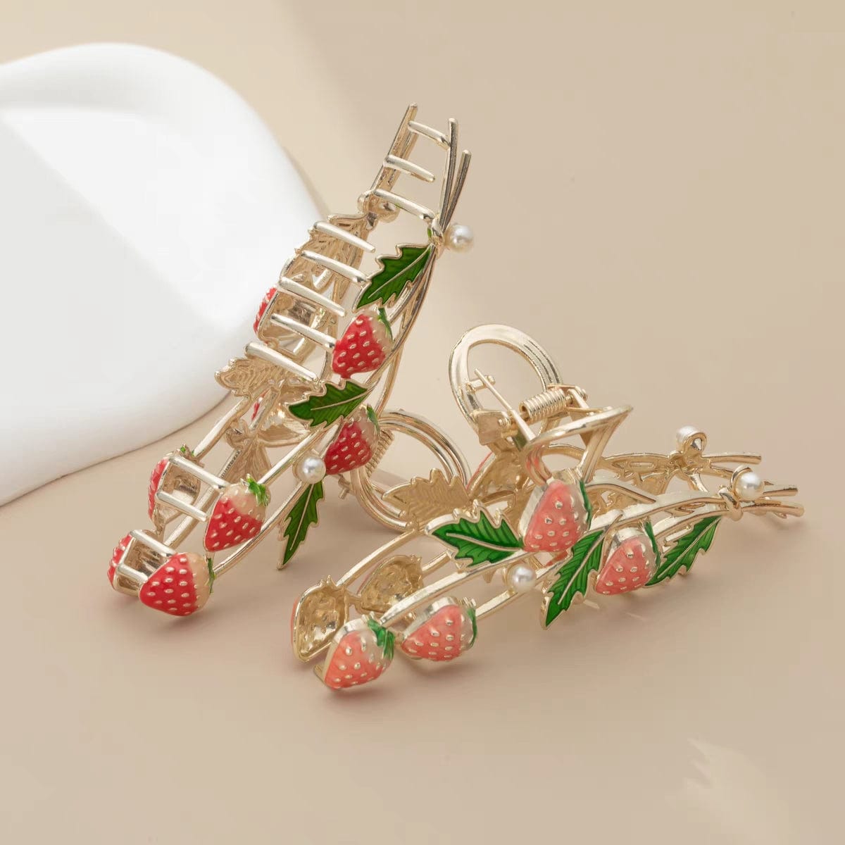 Chic Strawberry Hair Claw Clip