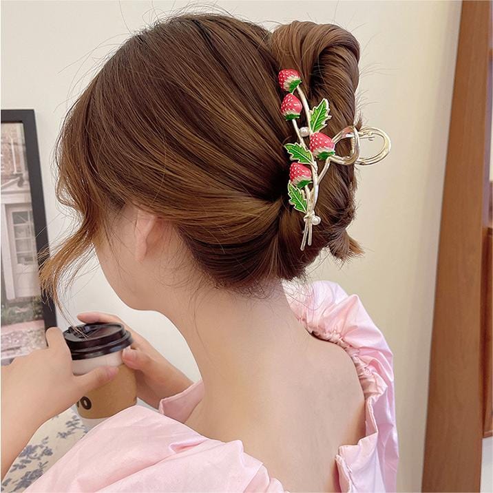 Chic Strawberry Hair Claw Clip