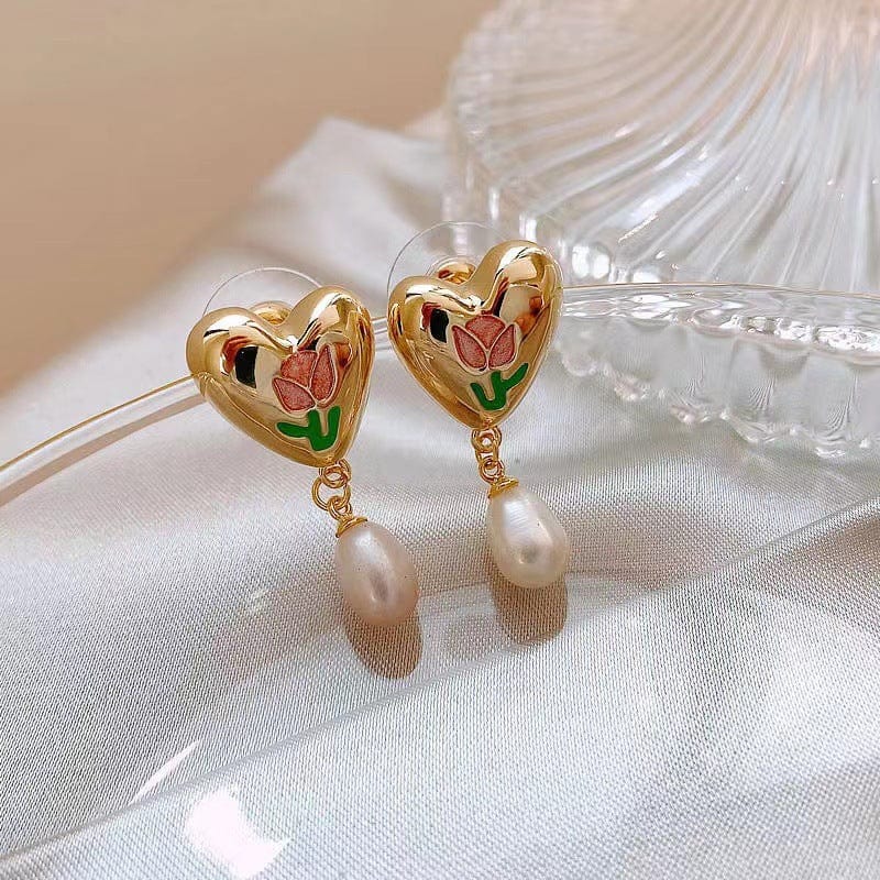 Tulip Heart Pearl Earrings