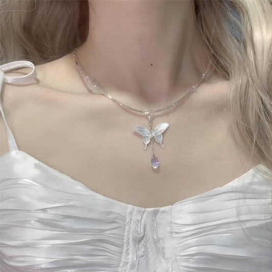 Pearl Shell Butterfly Necklace GEM556