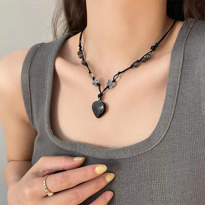 Collier assorti avec pendentif en forme de cœur