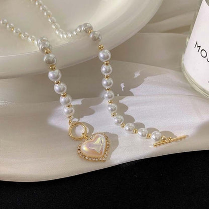 Heart Pendant Pearl Choker Necklace