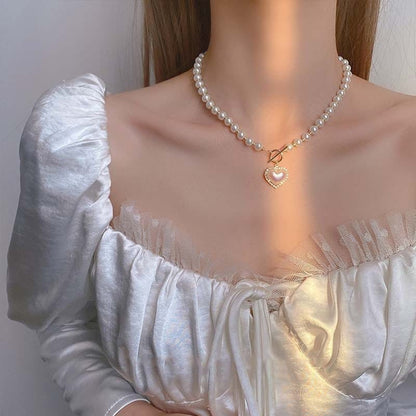 Heart Pendant Pearl Choker Necklace