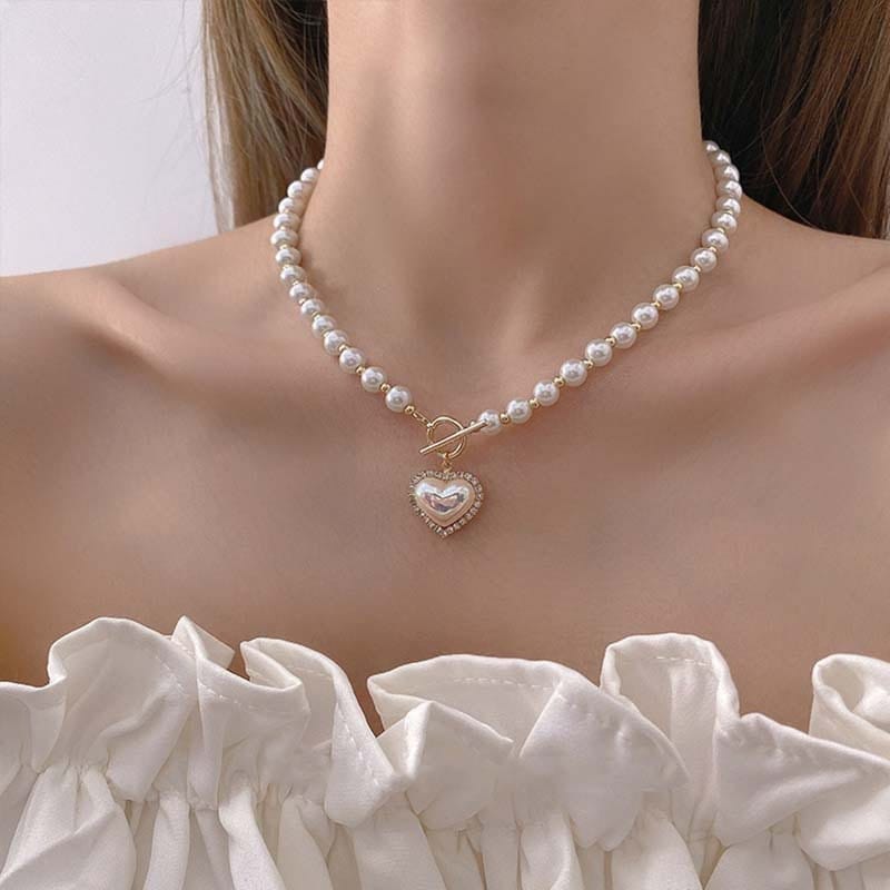 Heart Pendant Pearl Choker Necklace